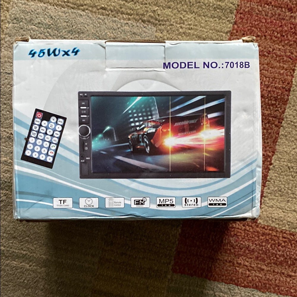 Car Audio System with Remote - Black*